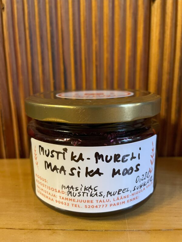 Mustika-mureli-maasika moos